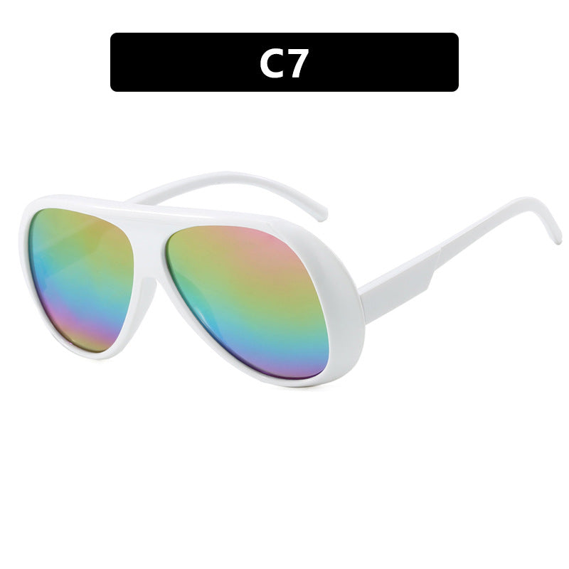 Women's sporty sunglasses in futuristic design Skanto