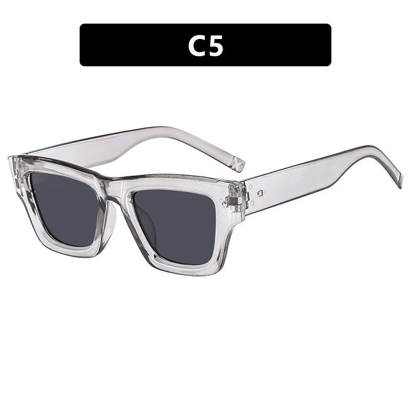 Women's trendy square frame sunglasses with UV protection Skanto