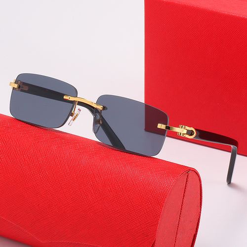 Dame elegant moteriktig brille Skanto