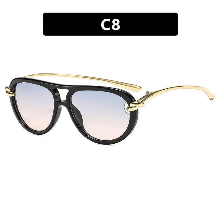 Women's Retro Sunglasses with Elegant Frame and Polarized Lenses Skanto