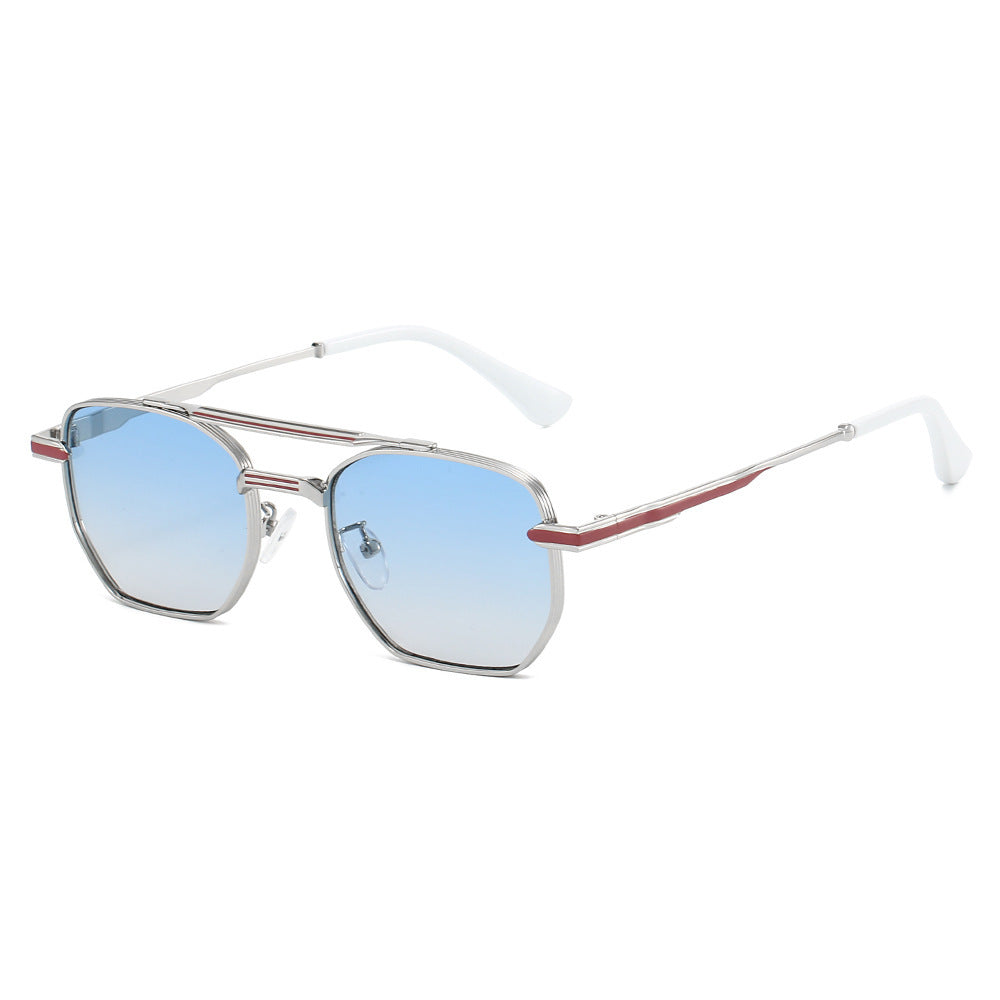 Dame moderne geometrisk solbrille Skanto