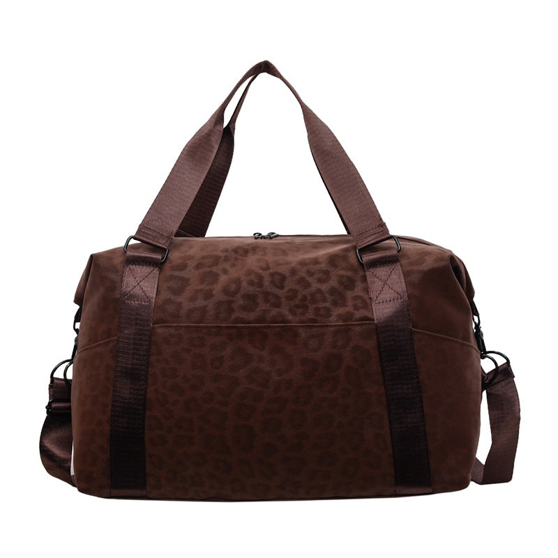Sporty tote bag with structured outer material Skanto