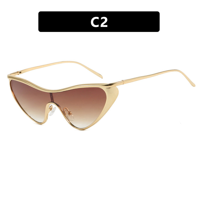Women's extravagant shaped sunglasses with protective UV filter Skanto