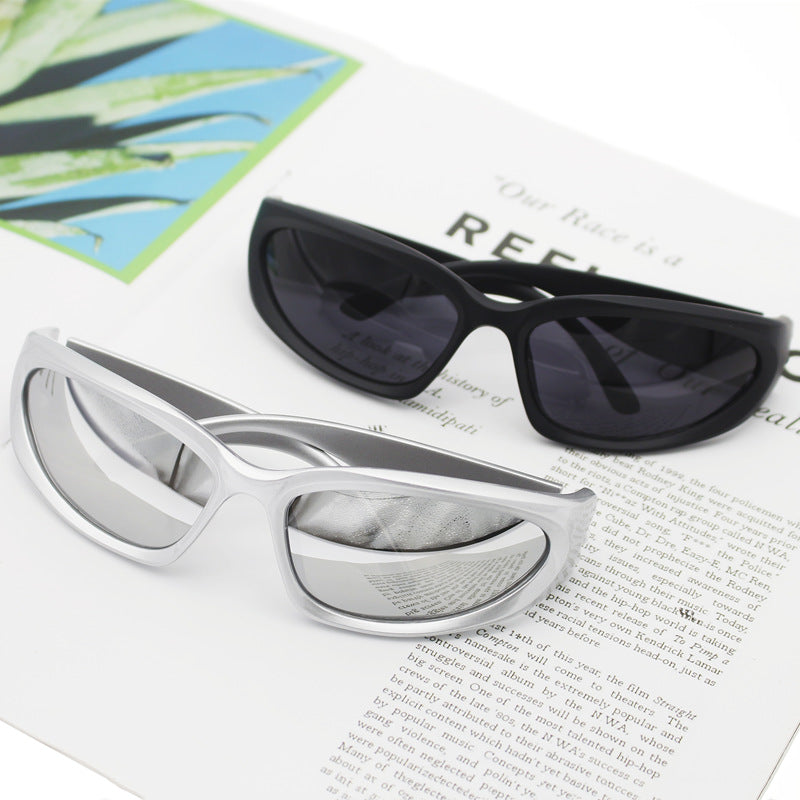 Damer Sporty solbrille med høykvalitets UV-beskyttelsesmateriale Skanto
