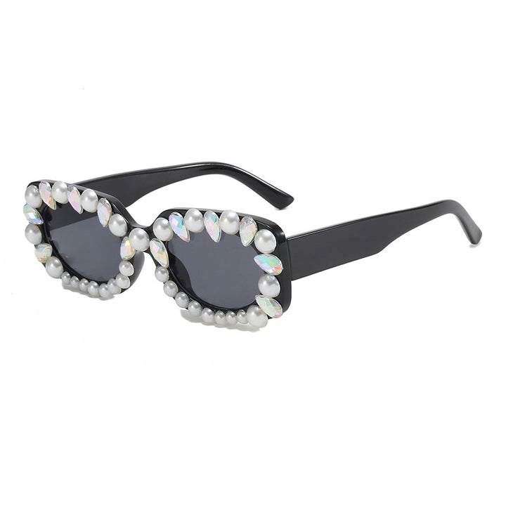 Damer elegant solbrille med perlepynt Skanto