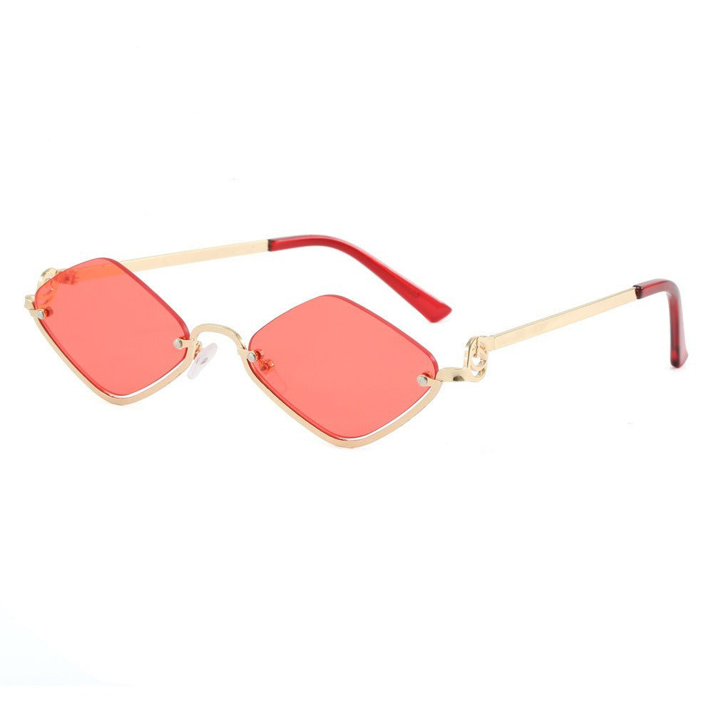 Dame mote kvadratisk solbrille med luksuriøs metallramme Skanto
