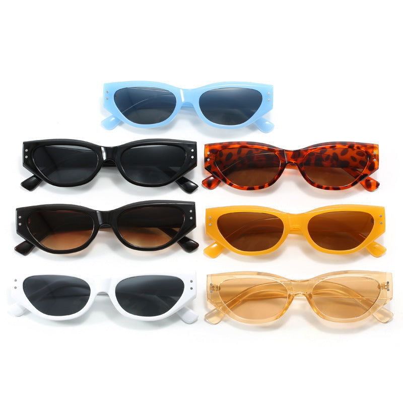 Dame moteriktig solbrille i trendy Cat-Eye stil Skanto