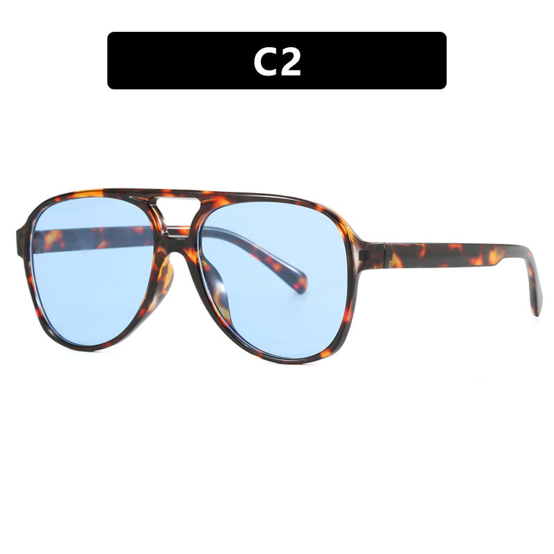 Women's oversized sunglasses in a sporty-elegant design Skanto