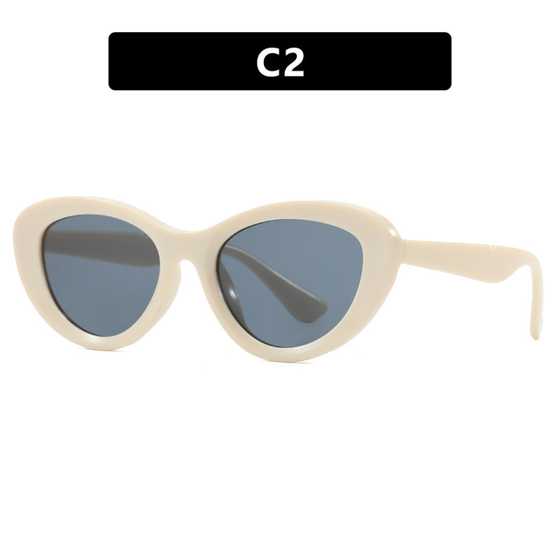 Women's Cat-Eye Sunglasses in Unique Design Skanto