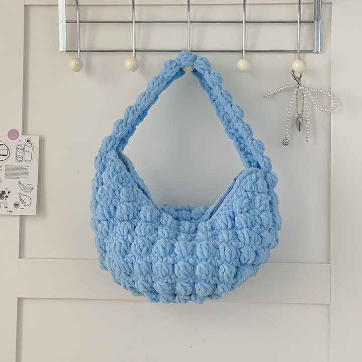 Handmade bag with textured design Skanto