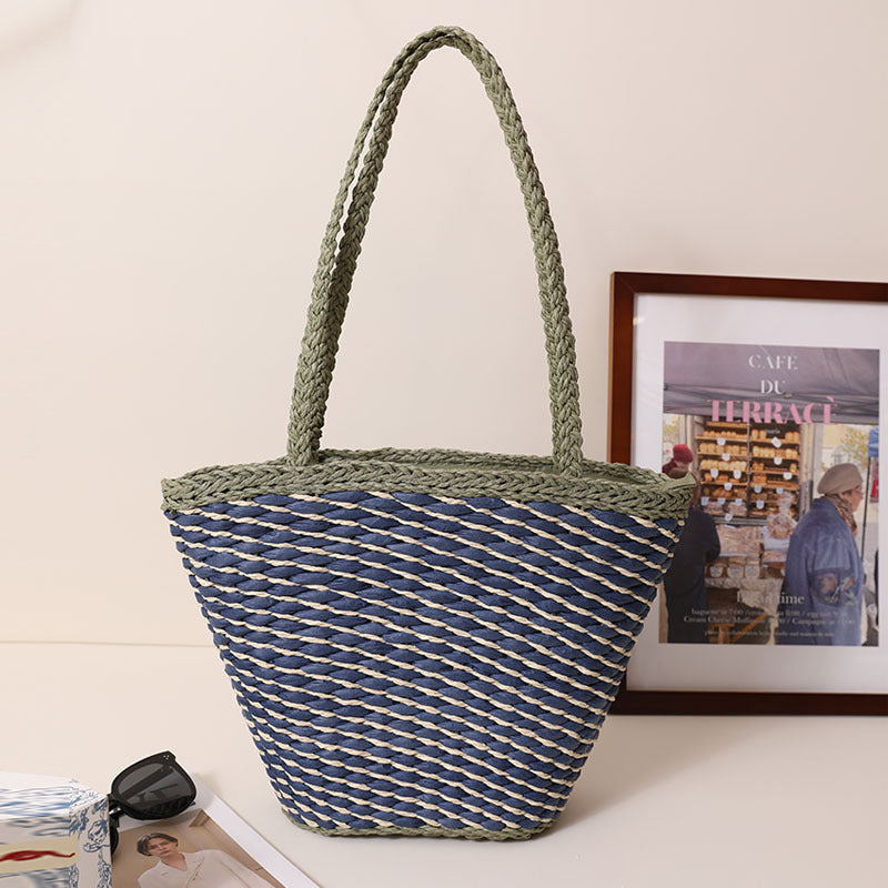 Braided beach bag with wide, stable handles Skanto