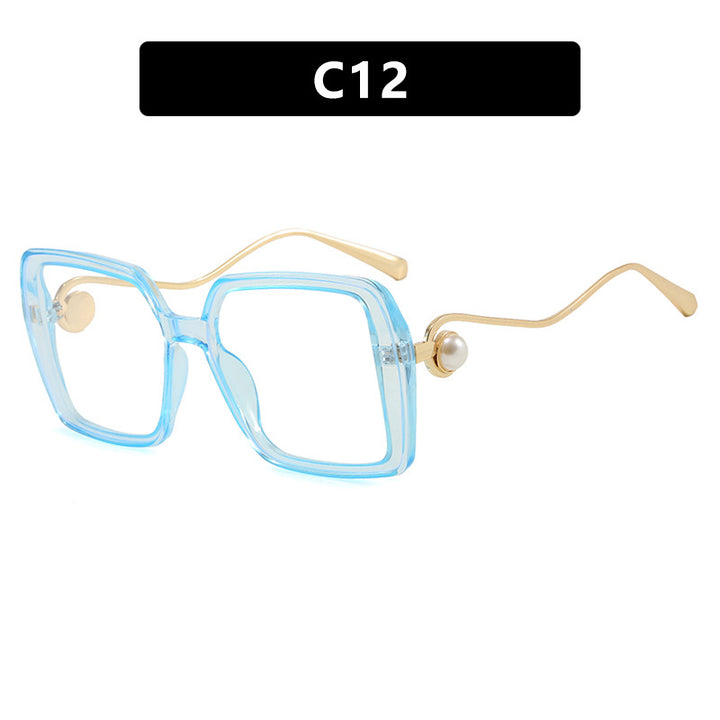 Women's trendy square glasses with elegant metal frame and unique accents Skanto
