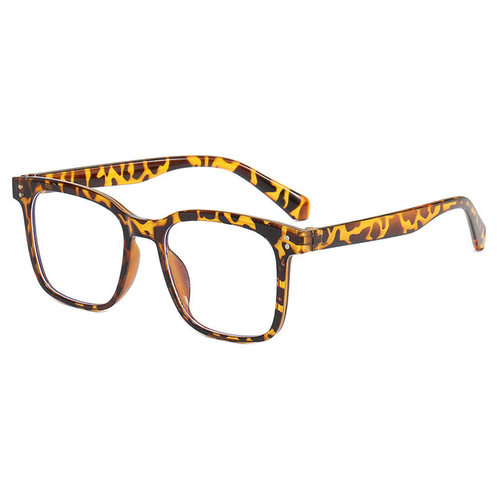 Dame moteriktig solbrille i moderne firkantet design Skanto