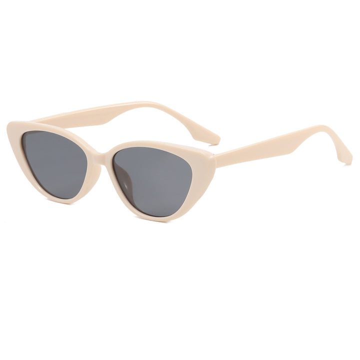 Dame Kattøye Solbrille med moderne ramme Skanto