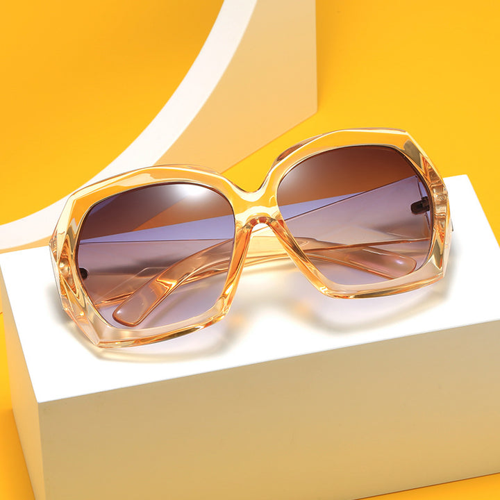 Dame Designer-solbrille i innovativ polygon-design Skanto