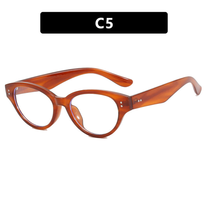 Women's stylish Cat-Eye glasses with elegant plastic frame Skanto