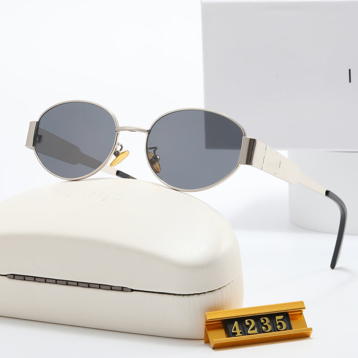 Damer Elegant Designer-solbrille med filigranfra ramme og UV-beskyttelse Skanto