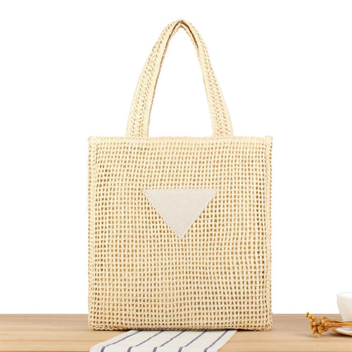 Handbag made of handmade natural material with minimalist aesthetic Skanto