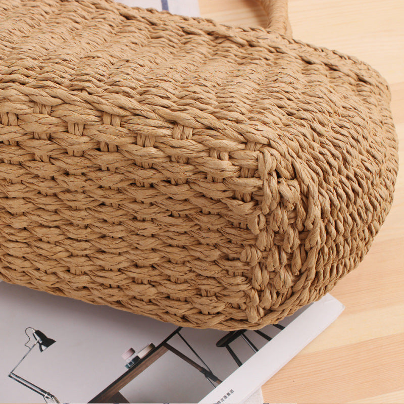 Woven Natural Material Handbag with Modern Details Skanto
