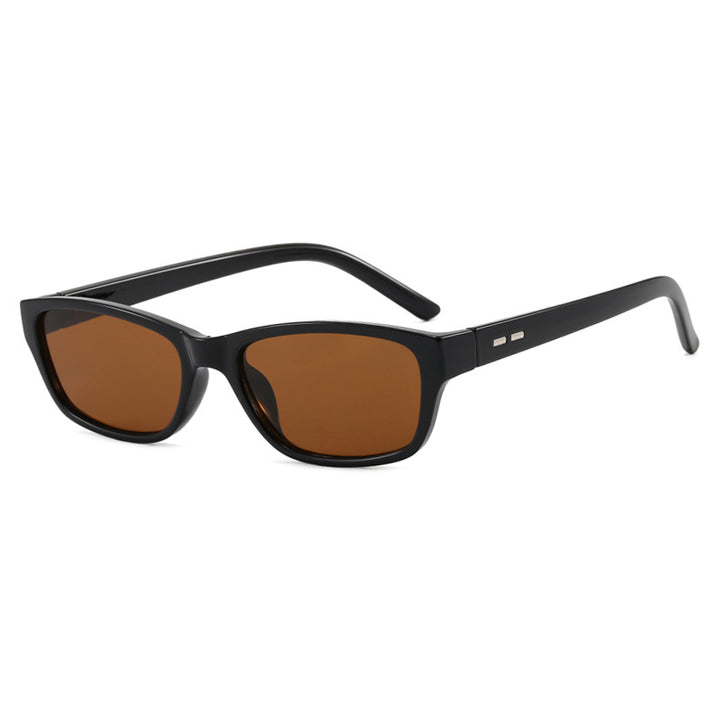 Dame solbrille i moderne, kantete design Skanto