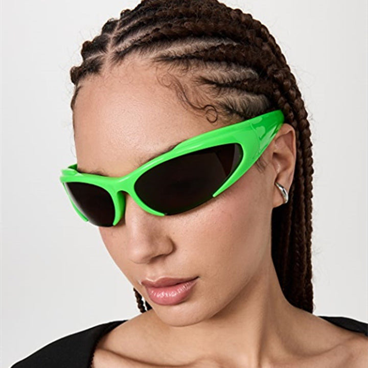 Women's Sporty UV-Protective Sunglasses with Aerodynamic Design Skanto