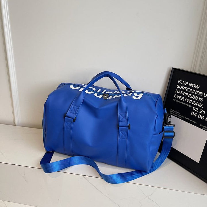 Sporty reiseveske med robust design og justerbar skulderstropp Skanto