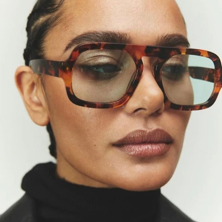 Women's Fashionable Sunglasses in Modern Retro Style Skanto