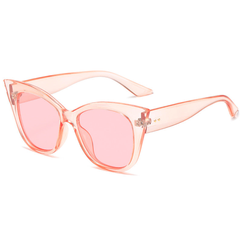 Dame ekstravagante Cat-Eye-solbriller med speilreflekterte linser Skanto