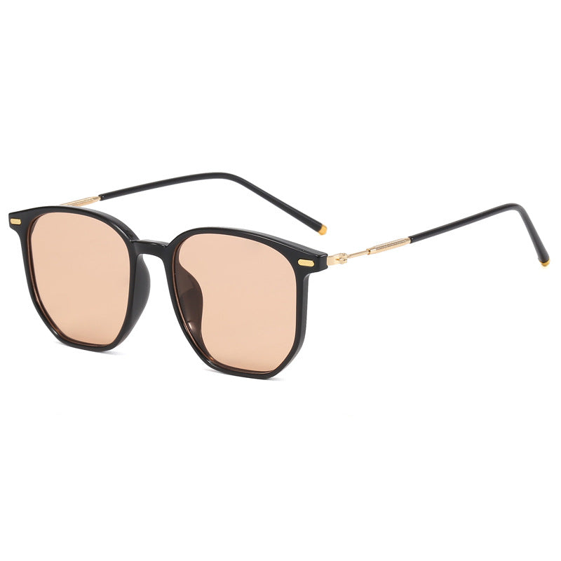 Dame Modisk Brille i tidløs kvadratisk design Skanto