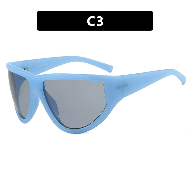 Women's futuristic sunglasses with sporty design and flexible lenses Skanto