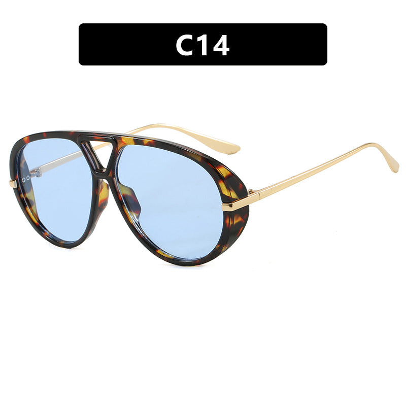 Women's Oversized Sunglasses with Elegant Plastic Frame and Mirrored Lenses Skanto