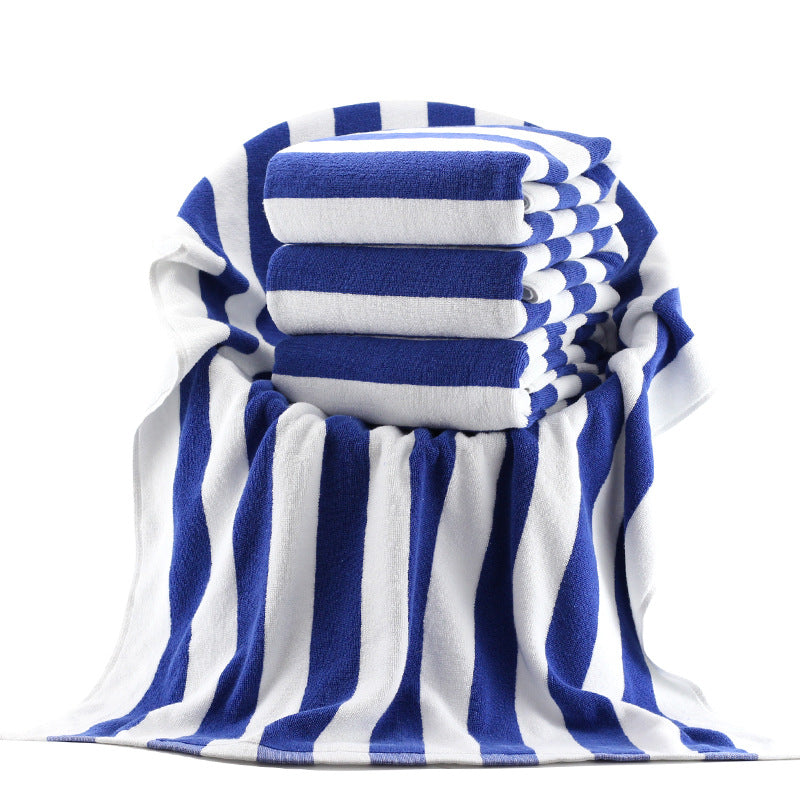 Luksuriøst strandhåndkle med elegant stripe mønster Skanto