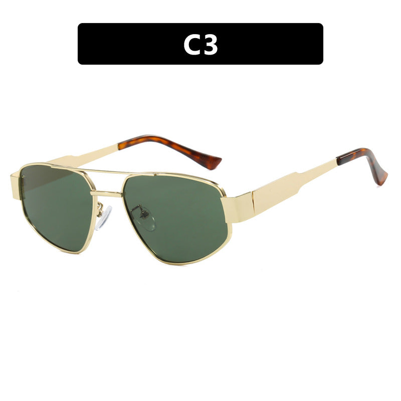 Women's Stylish Oversized Sunglasses Skanto