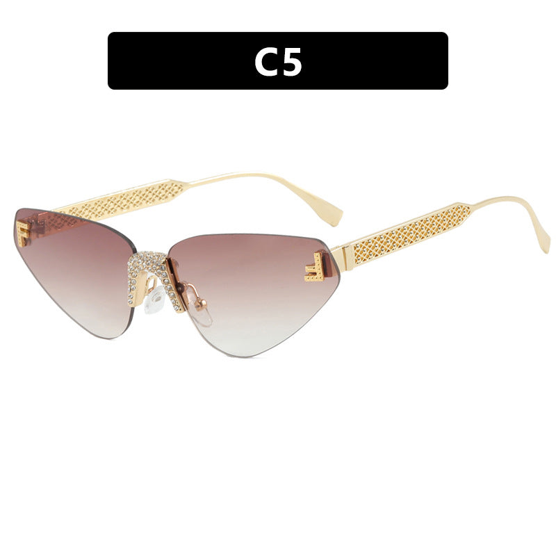 Women's Designer Cat-Eye Sunglasses with Sparkling Rhinestone Decor Skanto