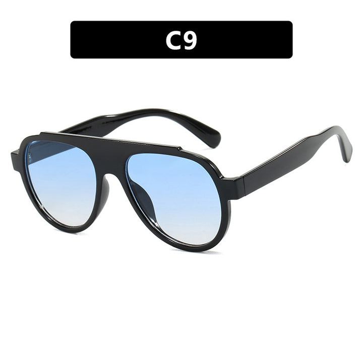Women's stylish black sunglasses in modern design Skanto
