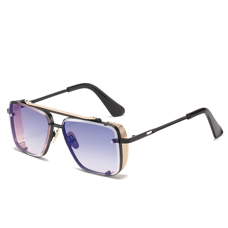 Dame moteriktig solbrille med unikt design og høykvalitets ramme Skanto