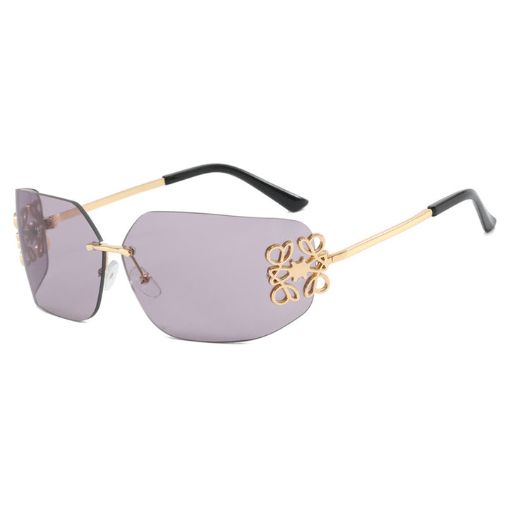 Women's extravagantly designed sunglasses with elegant decorations Skanto