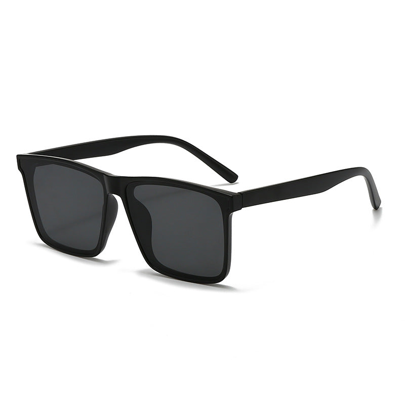 Dame moderne solbriller med bred ramme Skanto