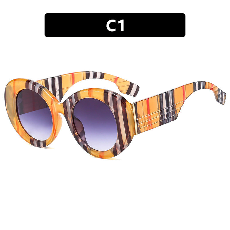Women's extravagant sunglasses with creative frame design and protective UV filter Skanto
