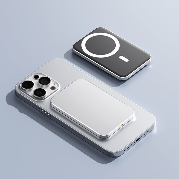 Magnetisk Powerbank med hurtigladende Qi-funksjon Skanto