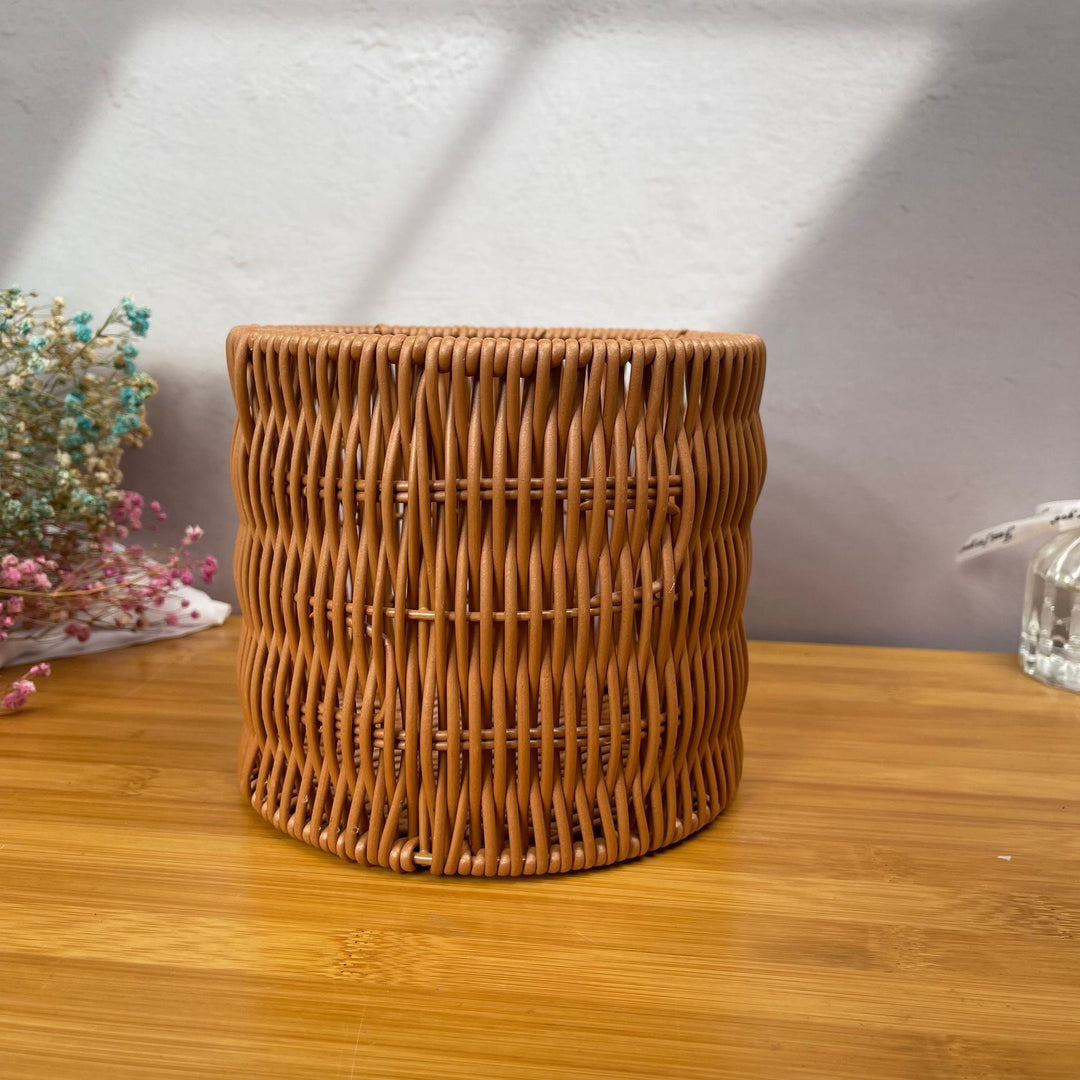 Dame stilige Rattan-beholder med perlehåndtak Skanto