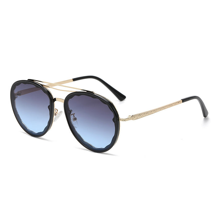 Dame Moderne utformede solbriller i elegant oversized stil Skanto