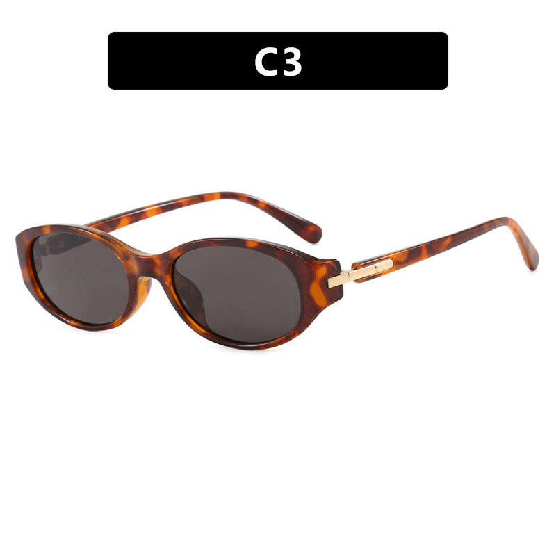 Women's cat-eye sunglasses with robust frame and polarized lenses Skanto