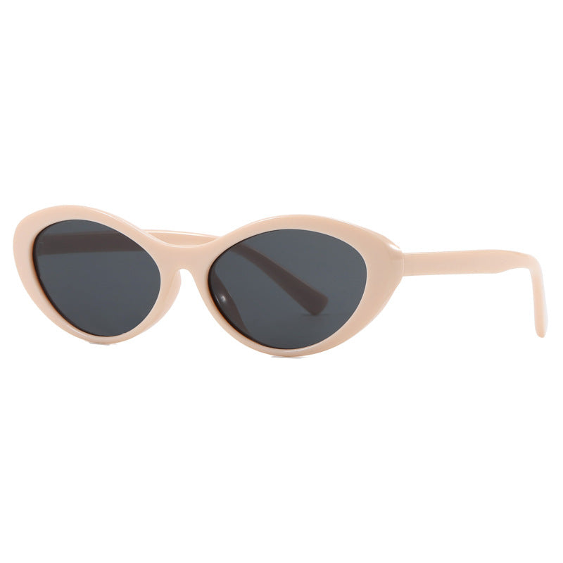 Dame stilige Cat-Eye solbriller med myke kurver og UV-beskyttelse Skanto