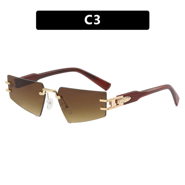 Women's fashionable sunglasses with elegant square frame structure and luxurious details Skanto