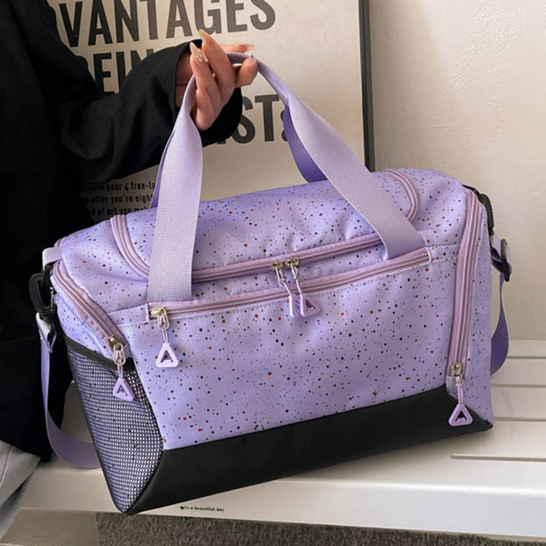 Sporty fritidstask med robust materiale og innovativt romdesign Skanto