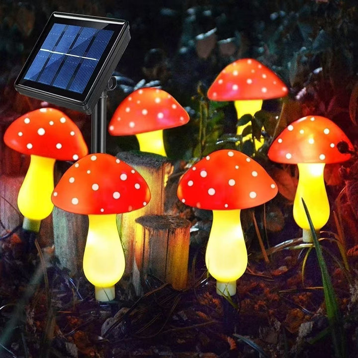 Fantastiske sopp LED stake lys for hage sti med værbestandig design Skanto