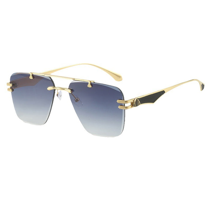 Dame Designer-solbrille i ekstravagant ramme Skanto
