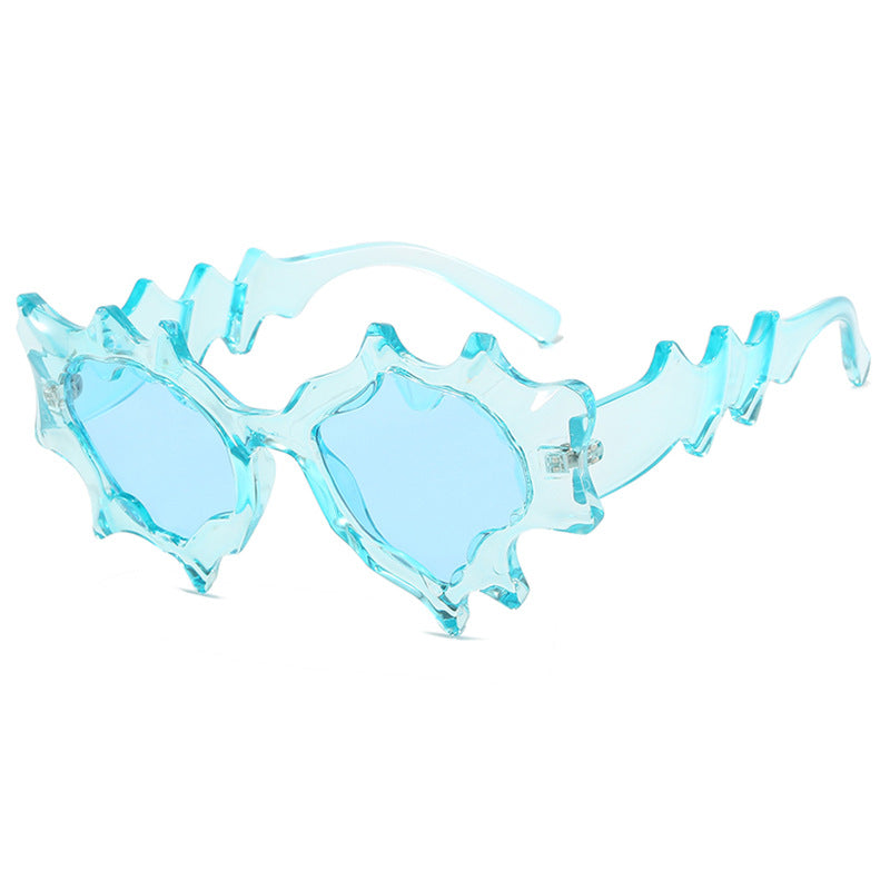 Women's extraordinary fashion sunglasses in creative design Skanto