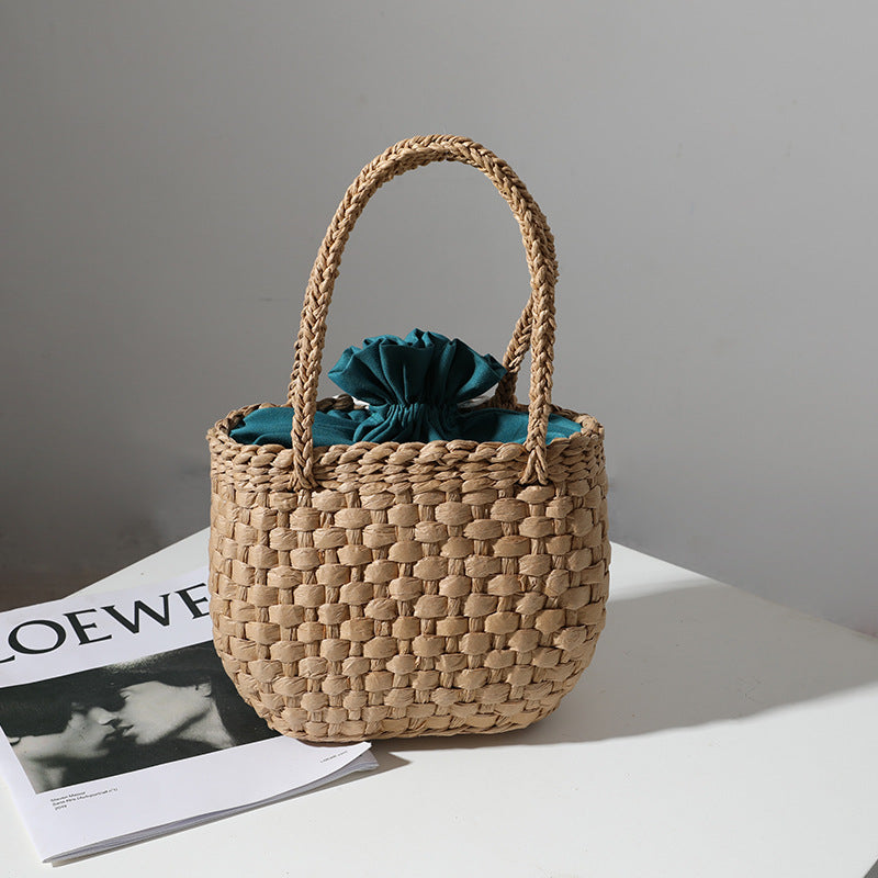 Handmade mini basket handbag with stylish woven pattern Skanto